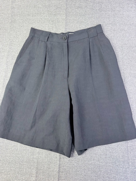 Ann Taylor Pants - Ann Taylor Charcoal Black Pleated Bermuda Shorts